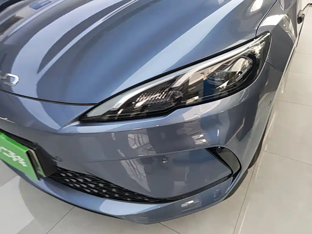 BYD Seal 05 DM-i 2025 — фото 24