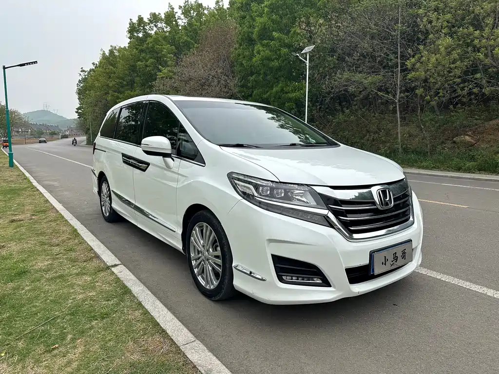 Honda Elysion 2019 — фото 3