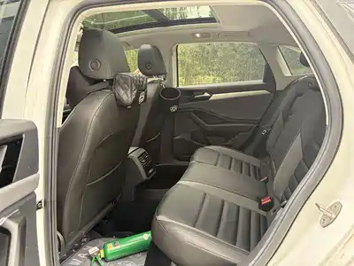 Volkswagen Sagitar 2022