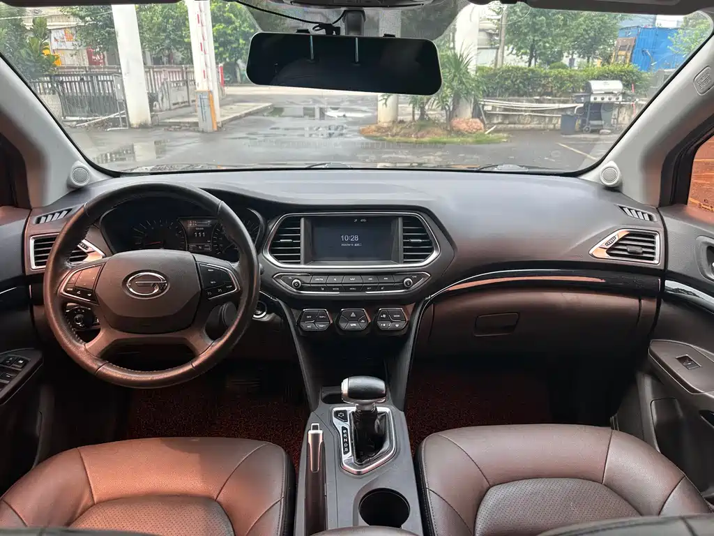 GAC Motor Trumpchi GS4 2016 — фото 18