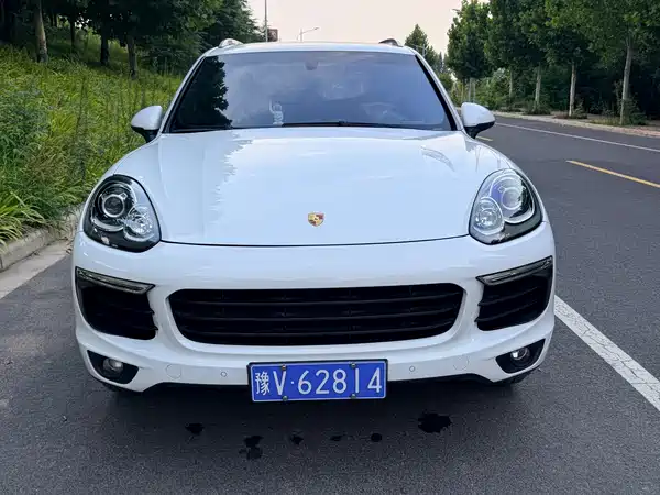 Porsche Cayenne 2015