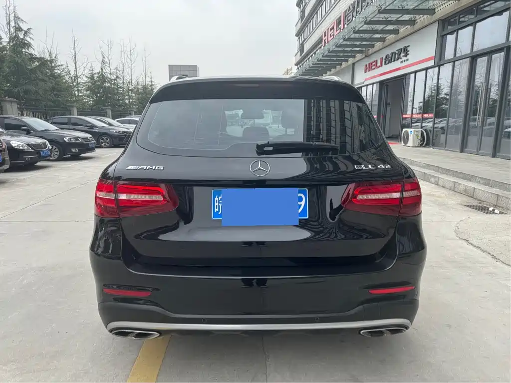 Mercedes-Benz GLC AMG 2017 — фото 6