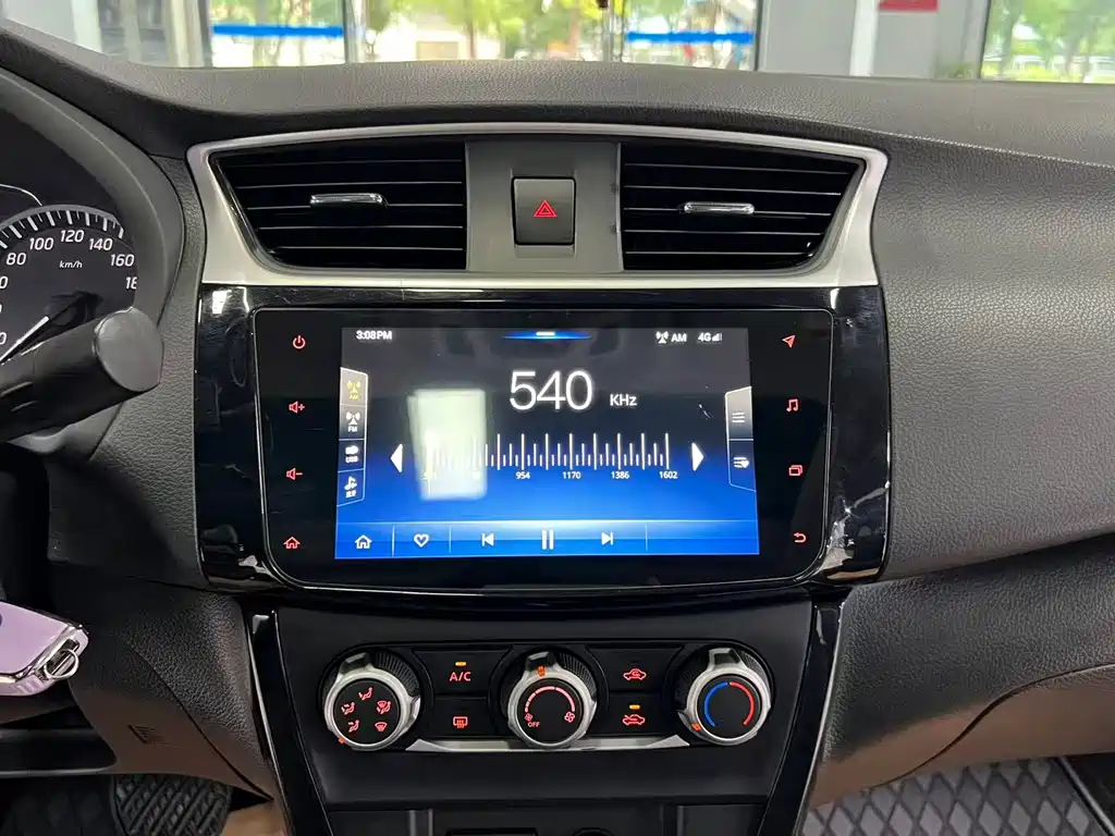 Nissan Sylphy 2020 — фото 13