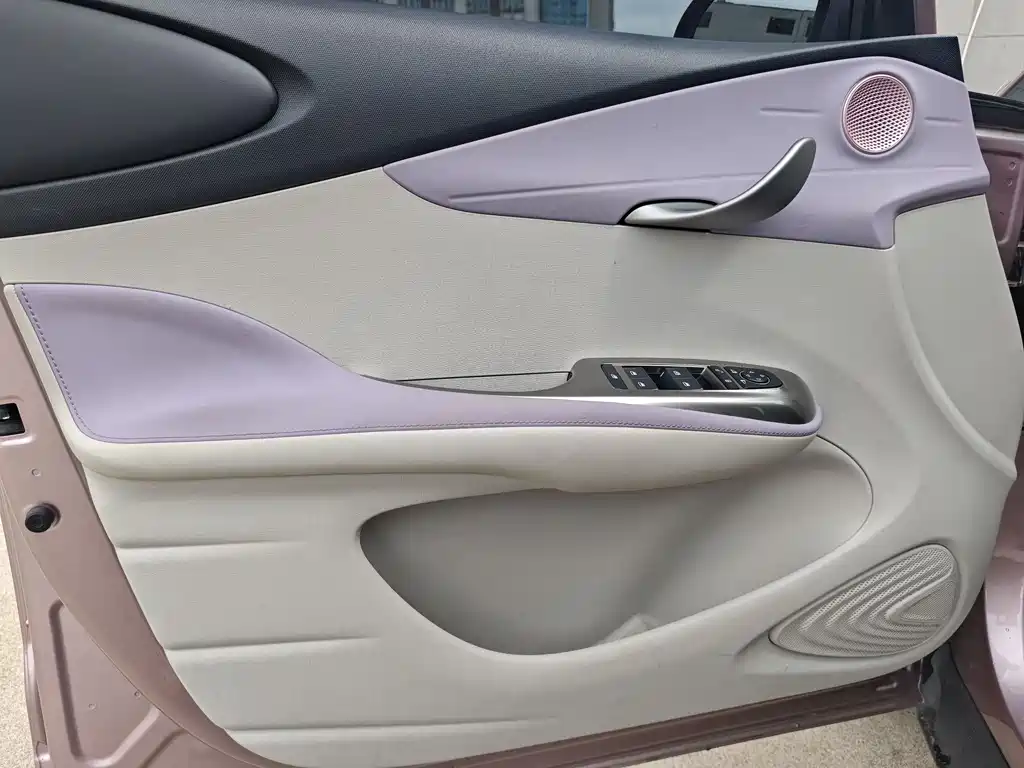 BYD Dolphin 2023 — фото 11