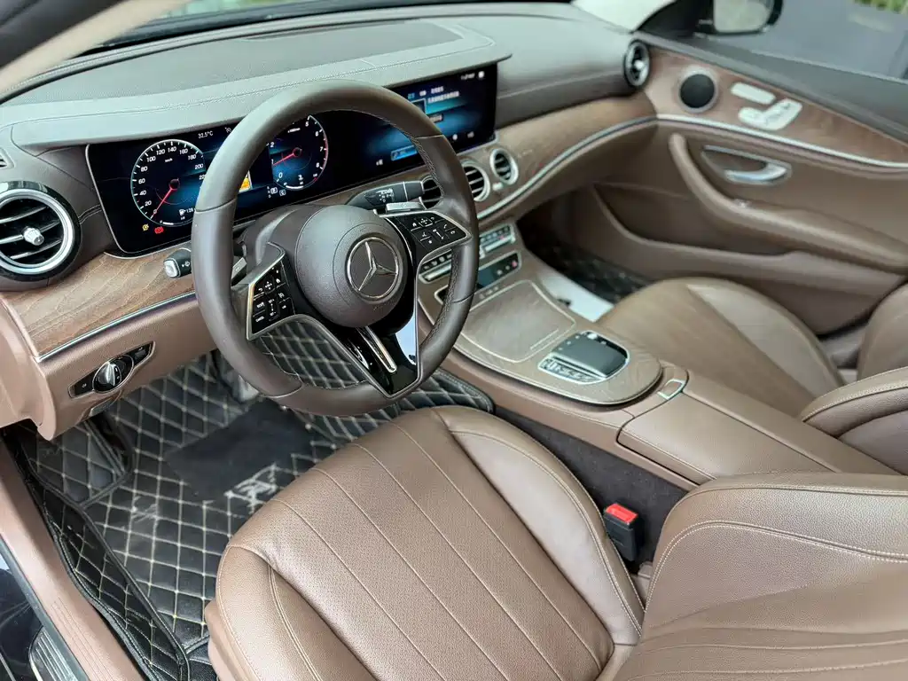 Mercedes-Benz E-Class 2021