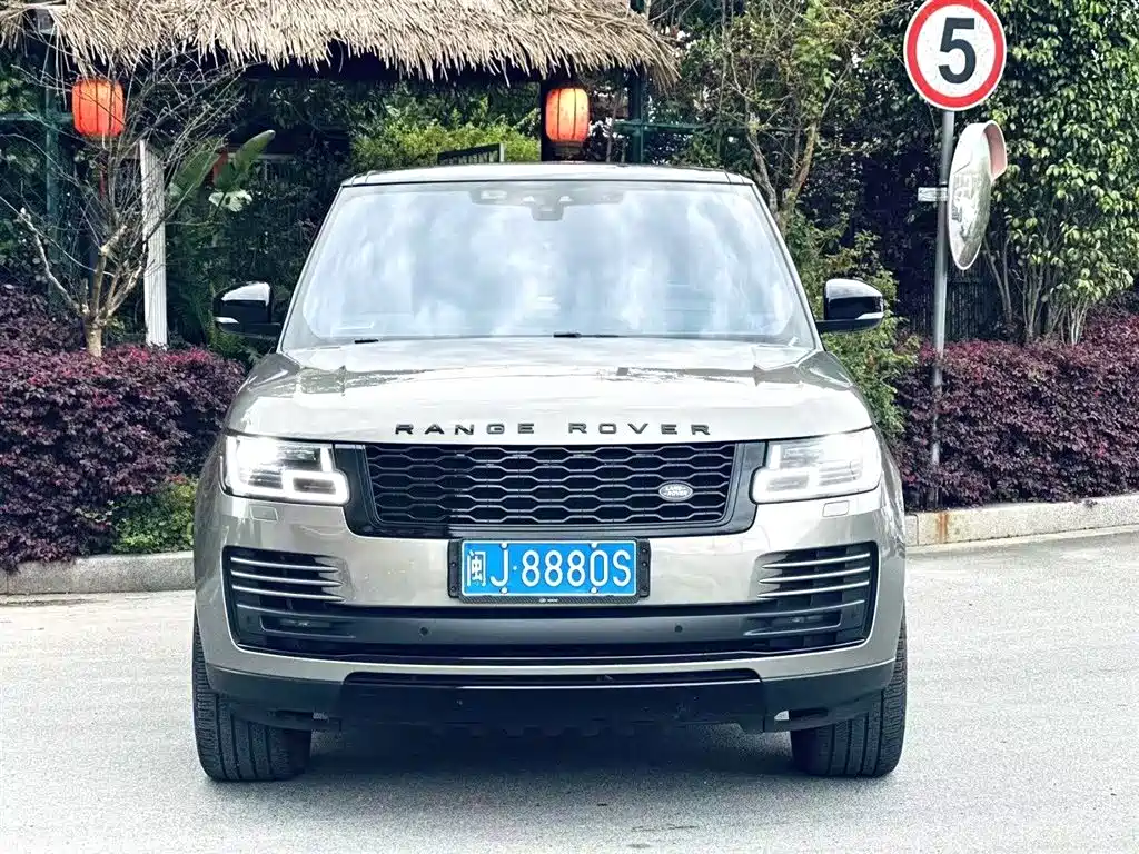 Land Rover Range Rover 2020 — фото 2