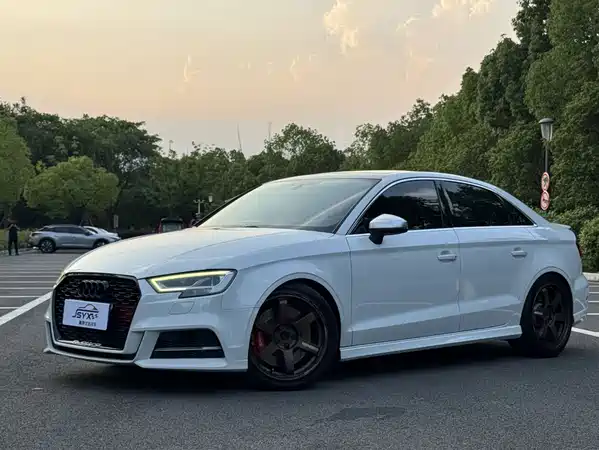 Audi S3 2019