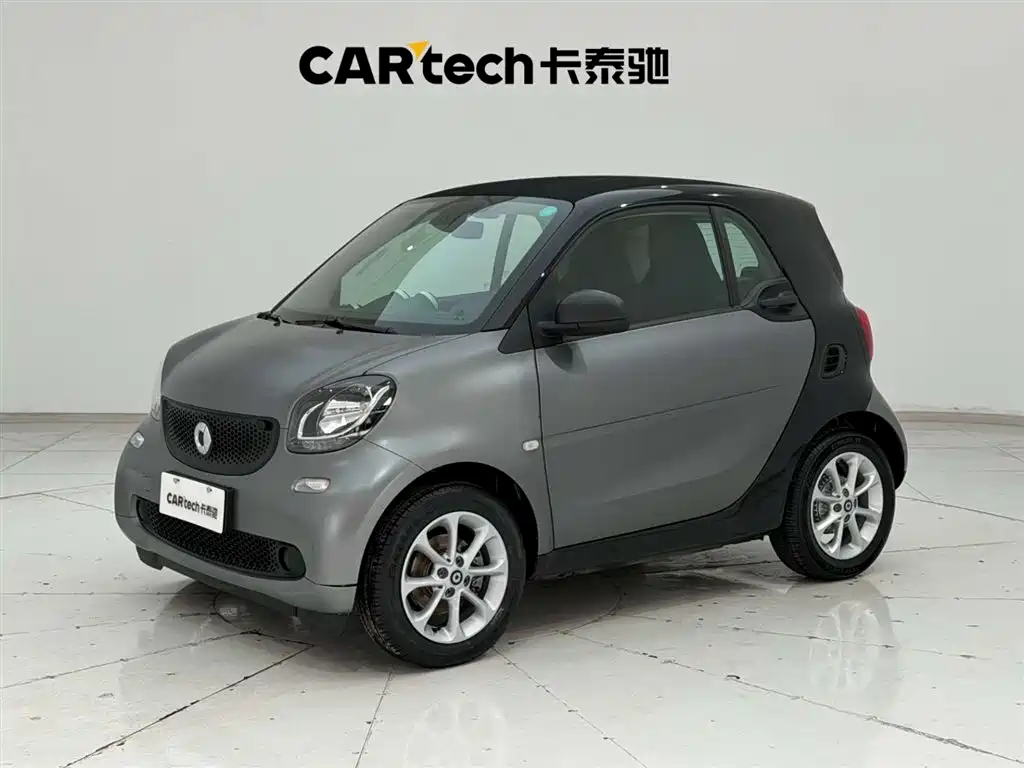 smart Fortwo 2018 — фото 1