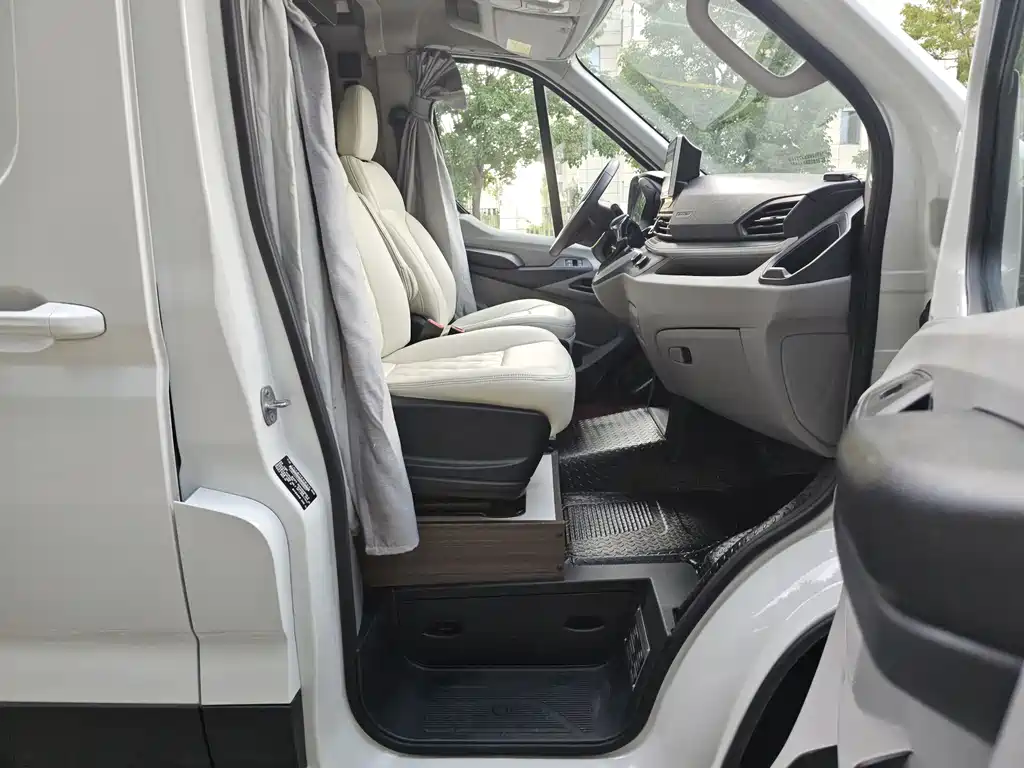 Maxus V90 RV 2022 — фото 22