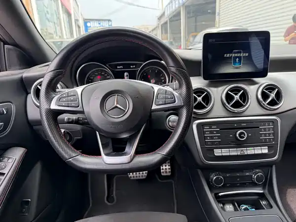 Mercedes-Benz CLA 2017
