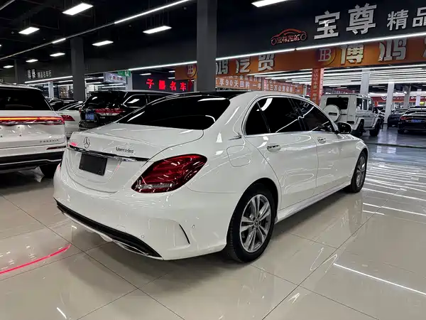 Mercedes-Benz C-Class 2018