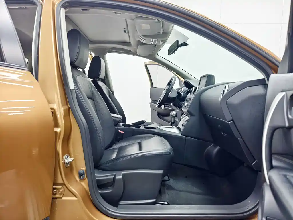 Nissan Qashqai 2012 — фото 14