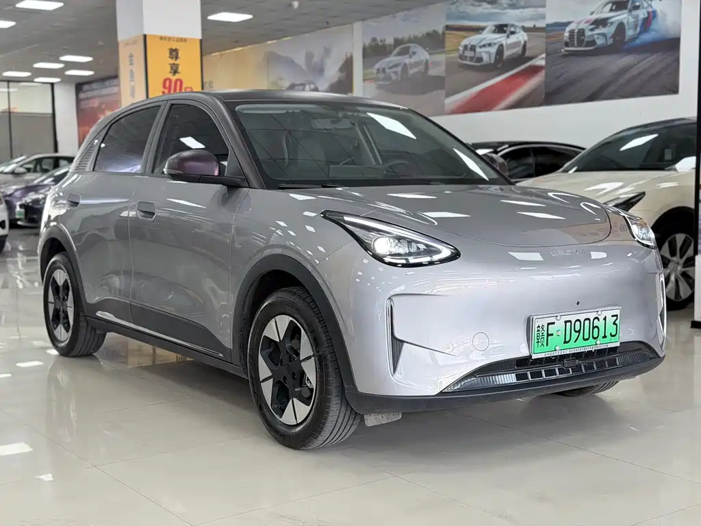 Geely Galaxy Starwish 2025 — фото 3