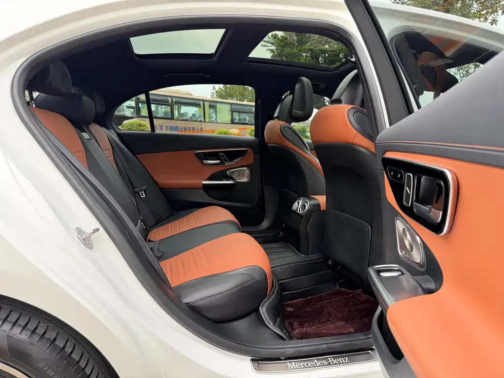 Mercedes-Benz C-Class 2022 — фото 12