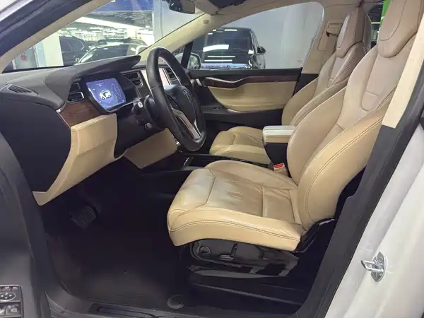 Tesla Model X 2017
