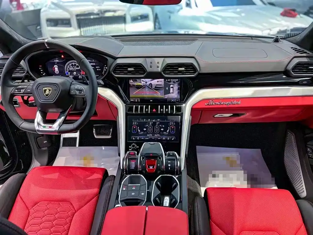 Lamborghini Urus 2020