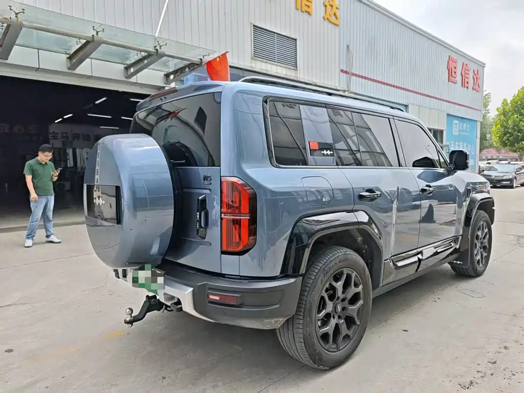 Fang Cheng Bao Leopard 5 2024