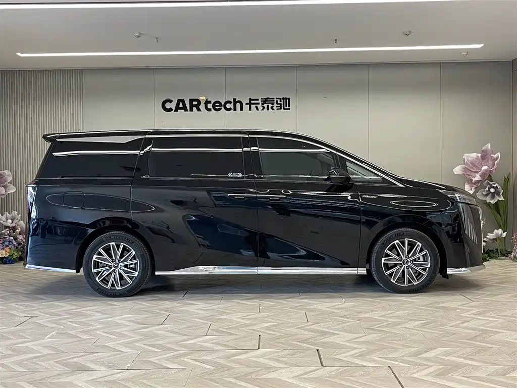 GAC Motor Trumpchi M8 2025 — фото 4