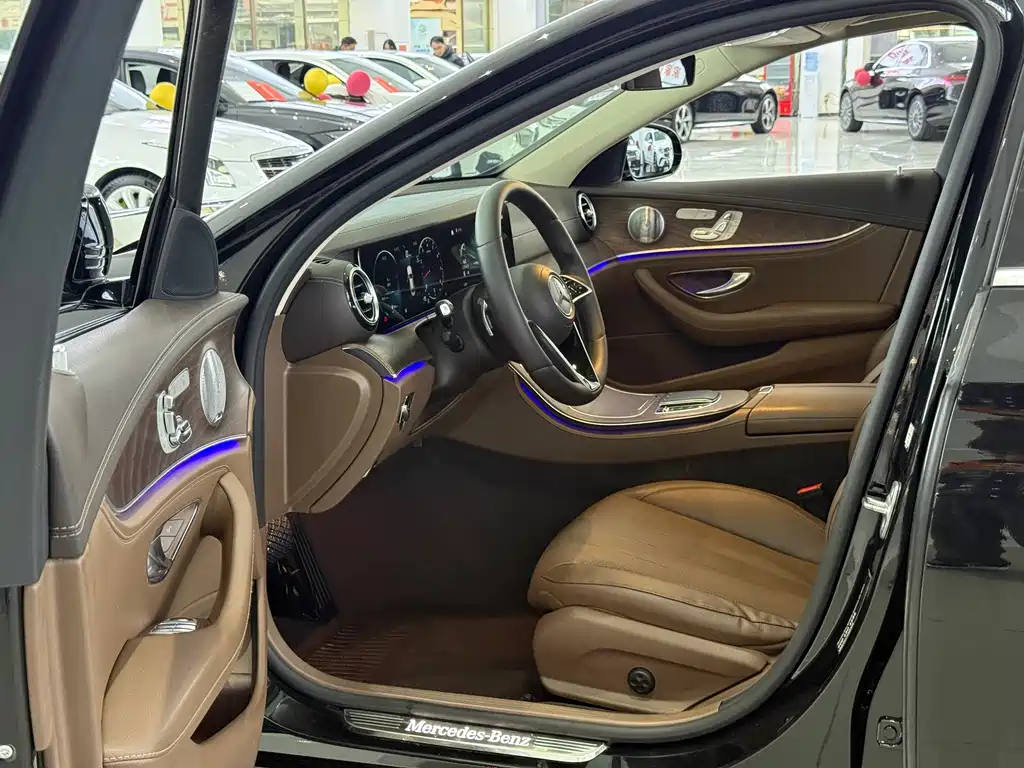 Mercedes-Benz E-Class 2020 — фото 4