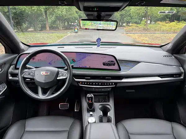 Cadillac XT4 2023