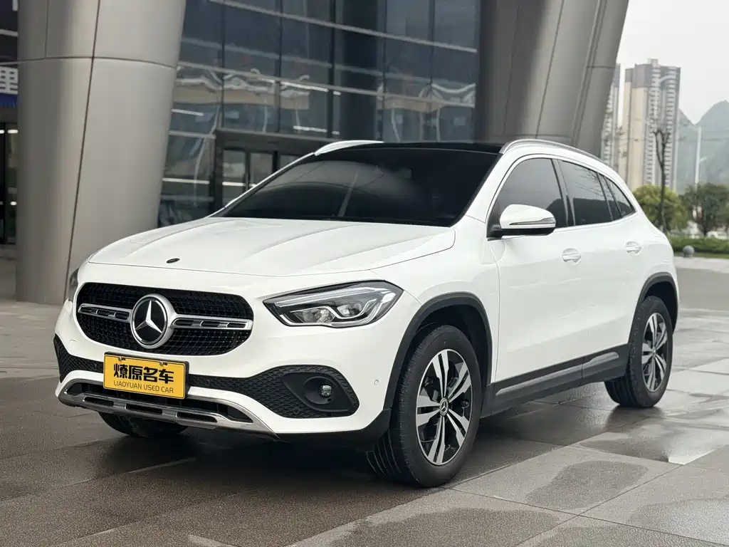 Mercedes-Benz GLA 2021 — фото 1