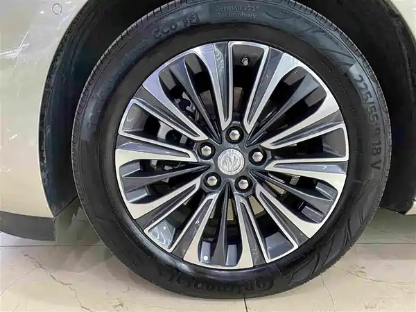 Buick GL8 2022