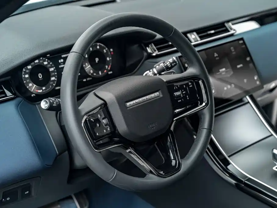 Land Rover Range Rover Velar 2024 — фото 17