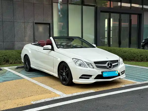 Mercedes-Benz E-Class 2012