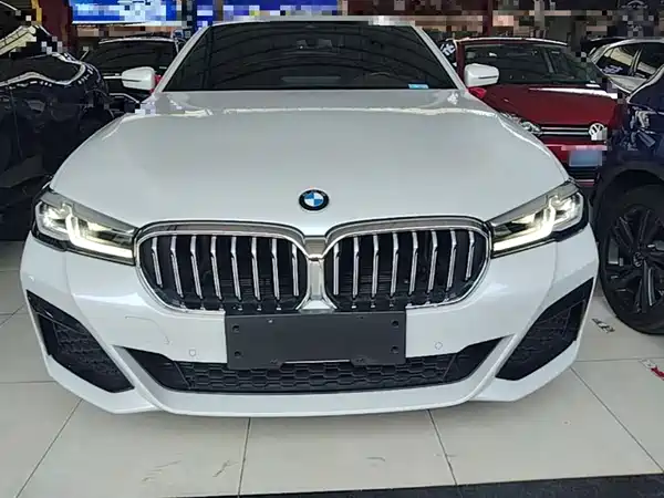 BMW 5 Series 2022