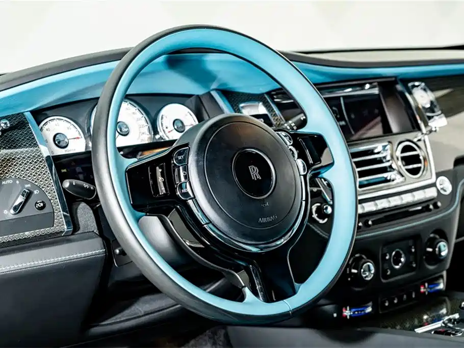 Rolls-Royce Wraith 2020 — фото 11