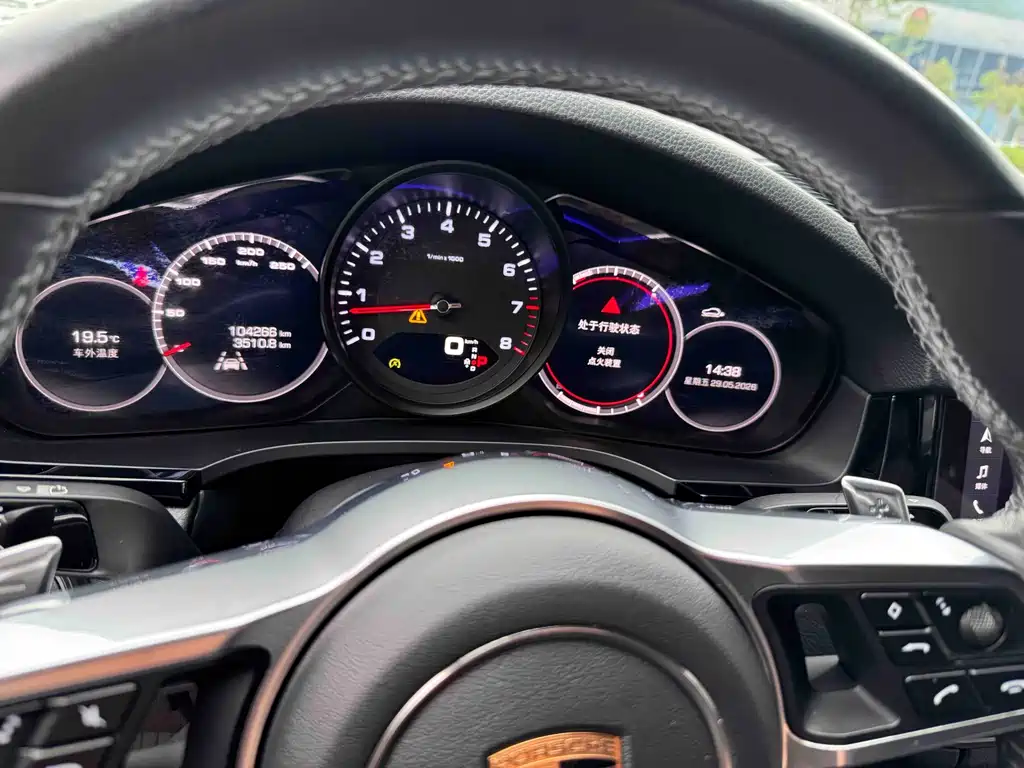 Porsche Cayenne 2020 — фото 16