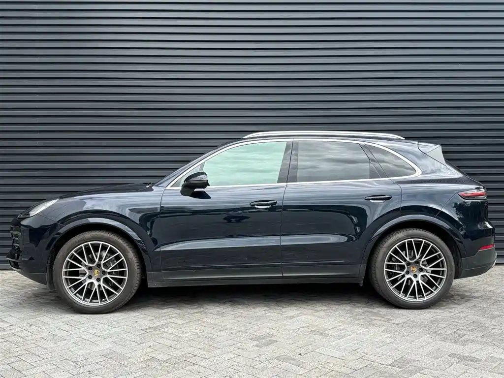 Porsche Cayenne 2021 — фото 4