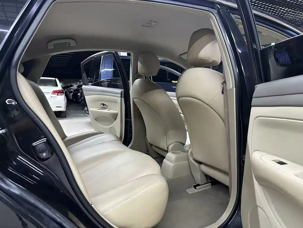 Nissan Sylphy 2018 — фото 7
