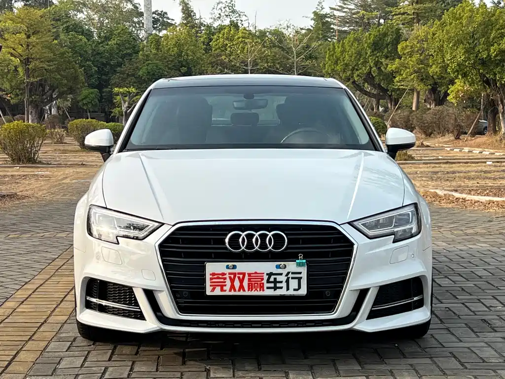 Audi A3 2019 — фото 2