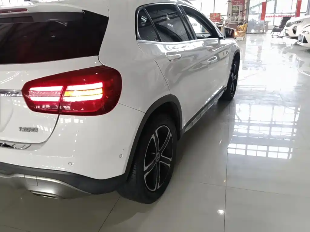 Mercedes-Benz GLA 2019 — фото 8
