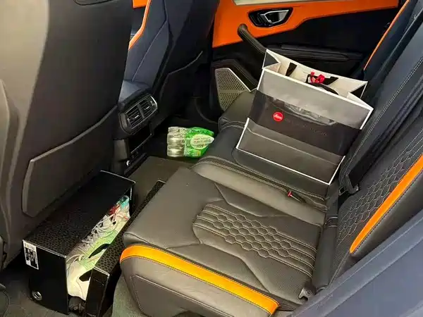 Lamborghini Urus 2024