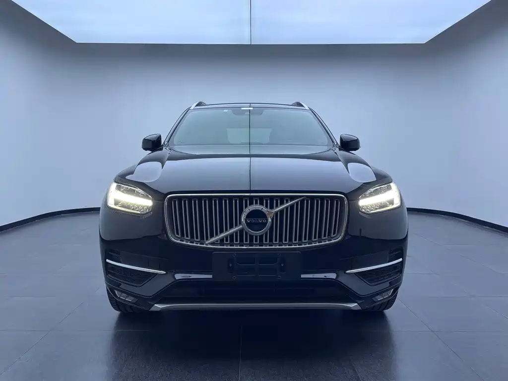 Volvo XC90 2018 — фото 2
