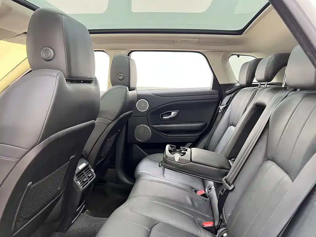 Land Rover Evoque 2016 — фото 17