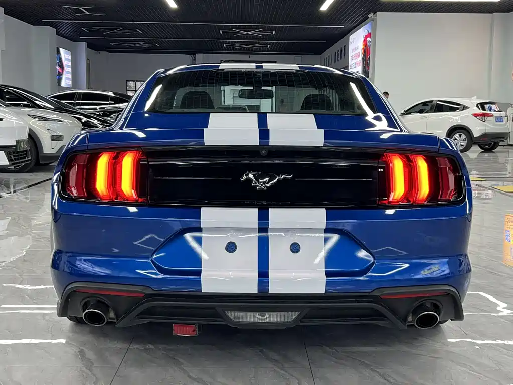Ford Mustang 2018 — фото 4
