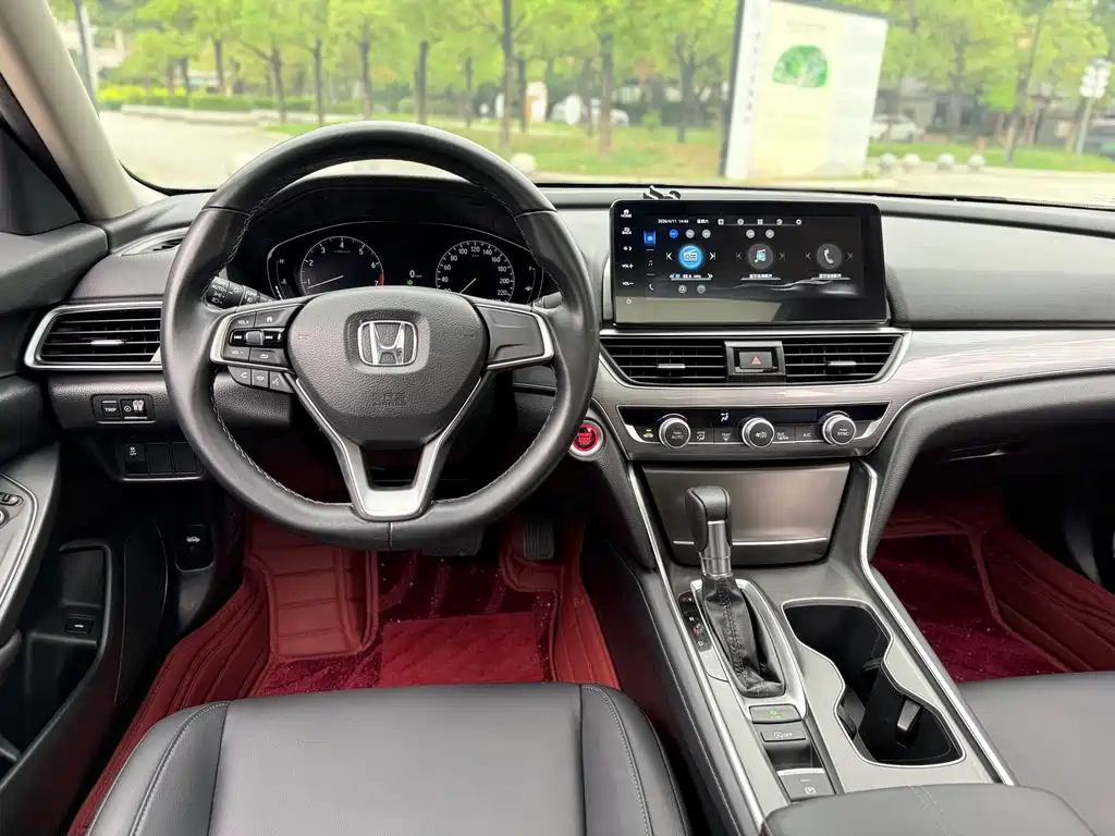 Honda Accord 2022 — фото 15