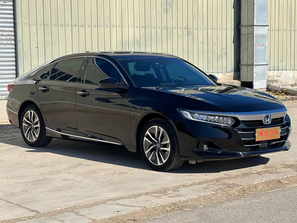 Honda Accord 2023 — фото 2