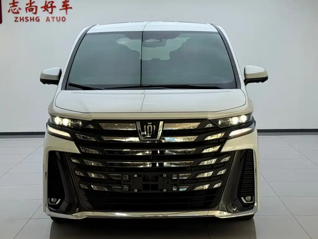 Toyota Vellfire 2024 — фото 2