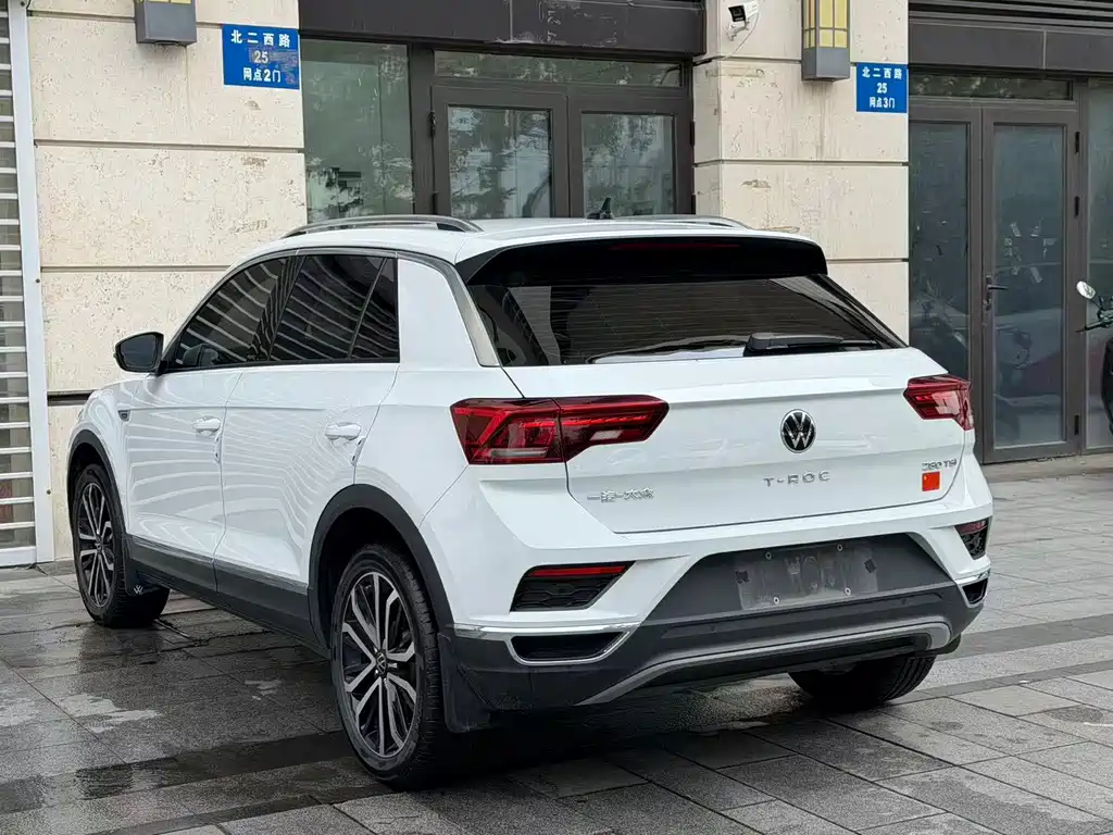 Volkswagen T-Roc 2022 — фото 12