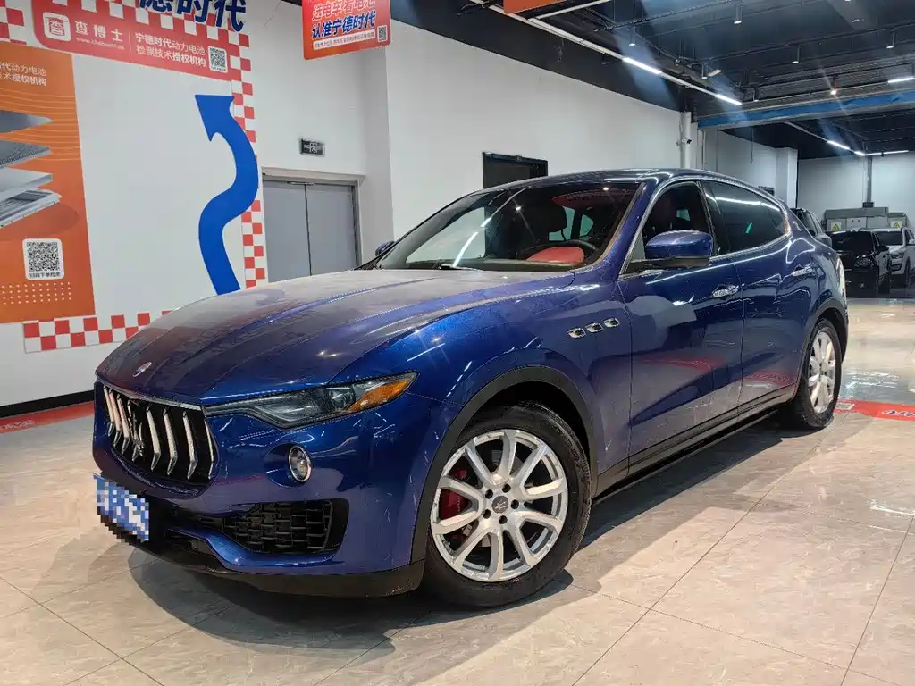 Maserati Levante 2017 — фото 1