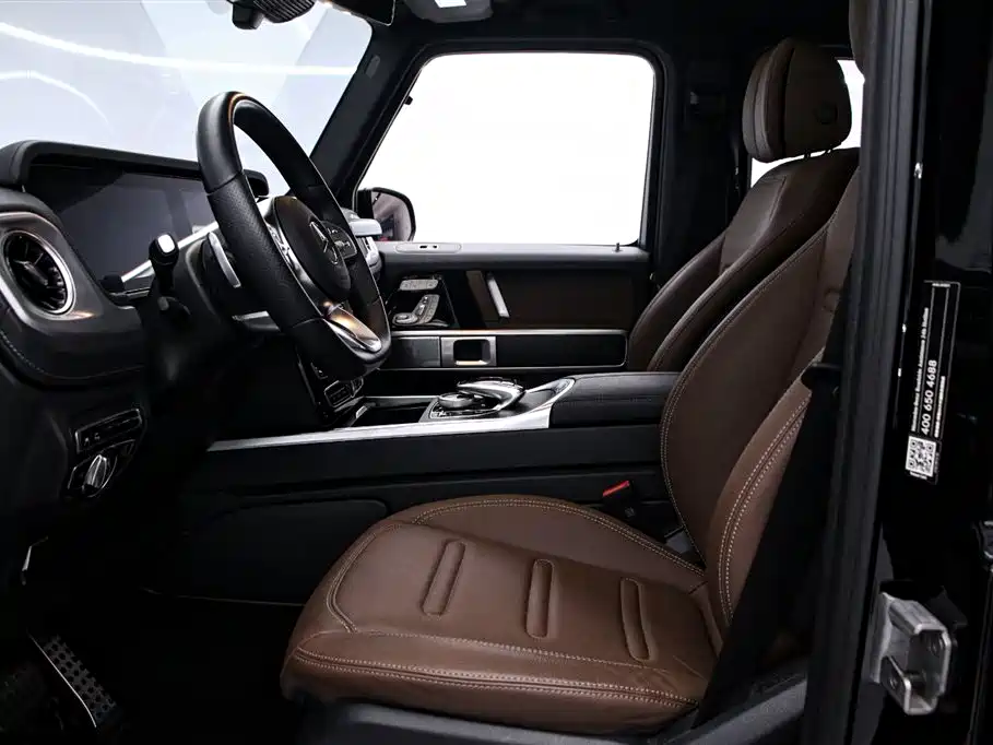 Mercedes-Benz G-Class 2024 — фото 12