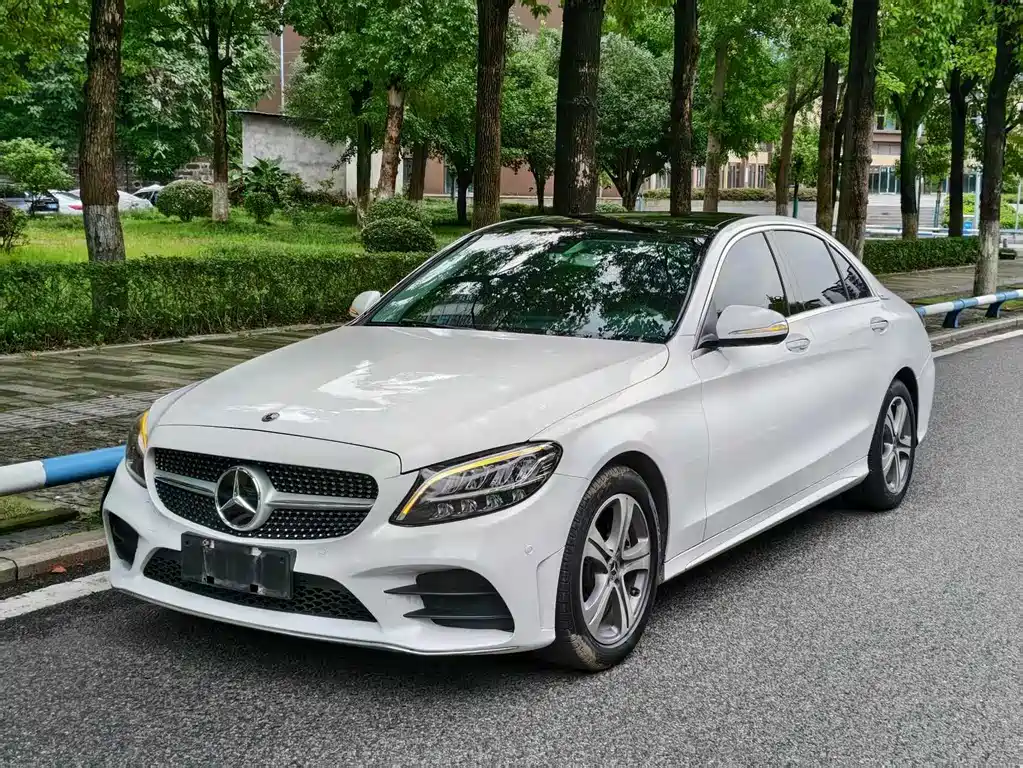Mercedes-Benz C-Class 2019