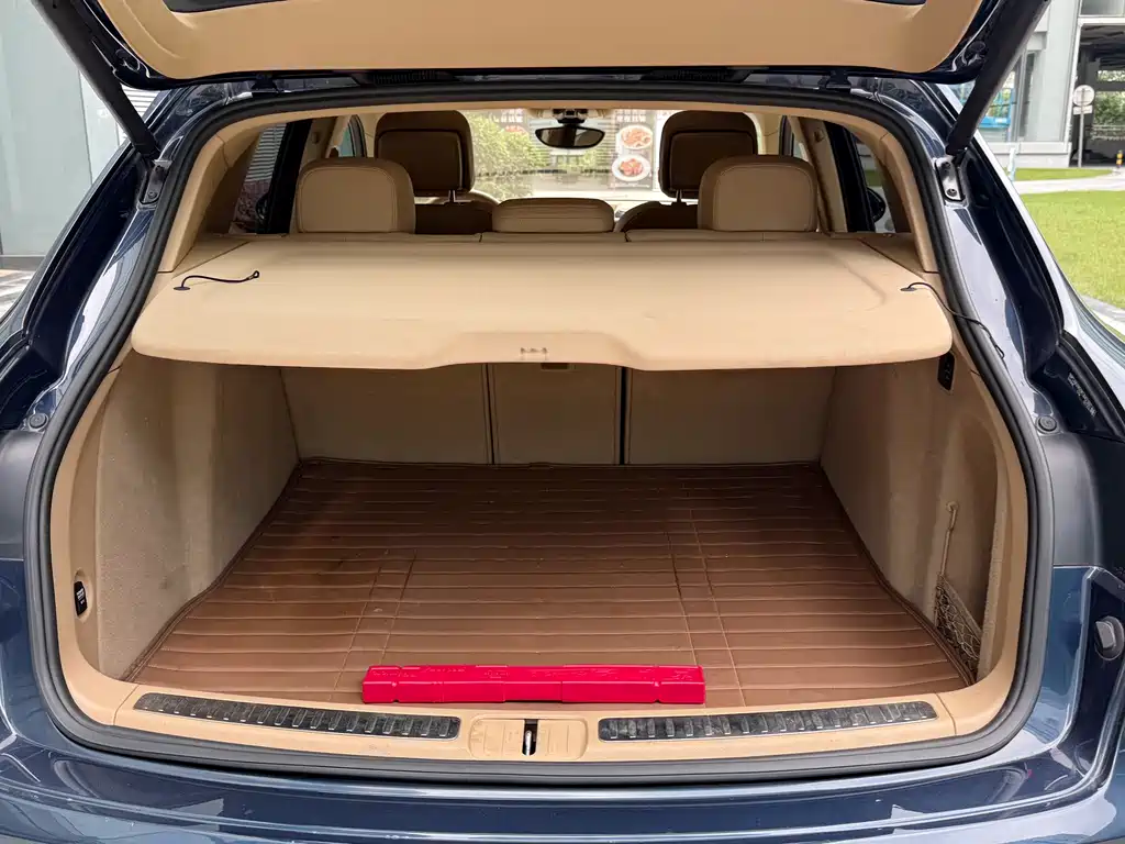 Porsche Macan 2015 — фото 14