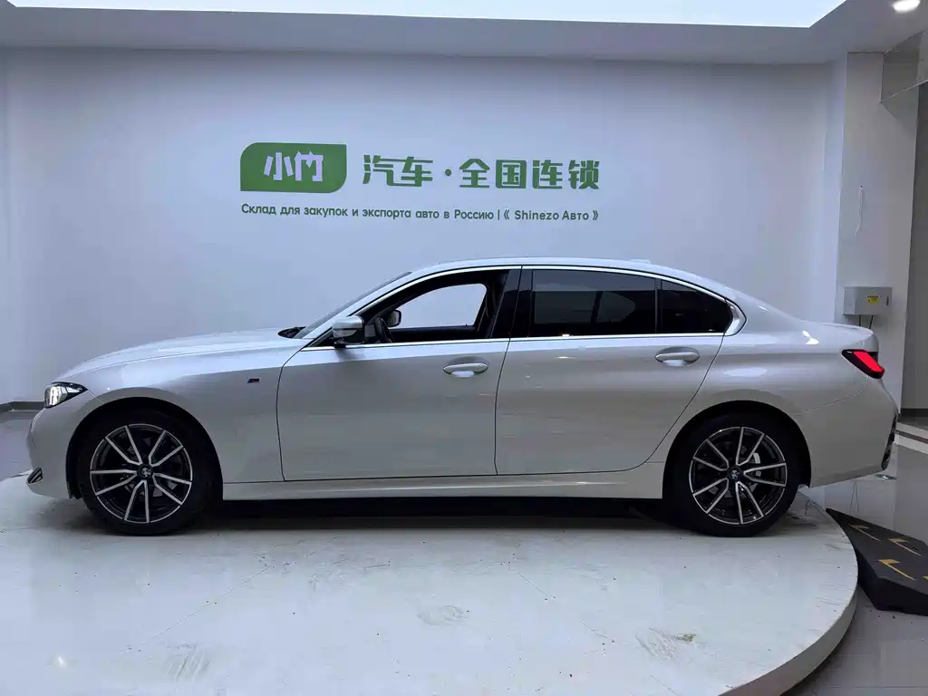 BMW 3 Series 2023