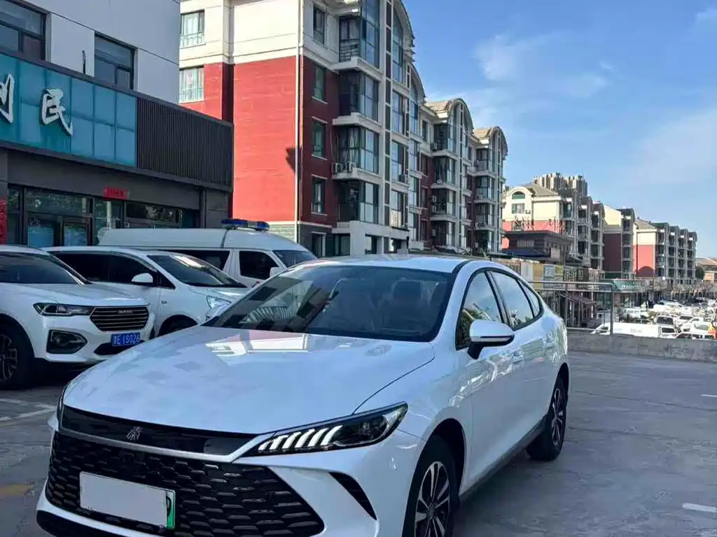 BYD Qin PLUS 2026 — фото 1