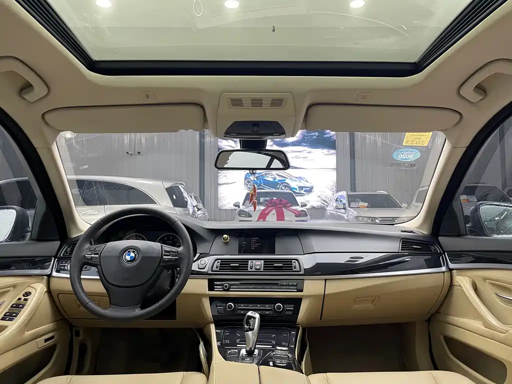 BMW 5 Series 2013 — фото 11
